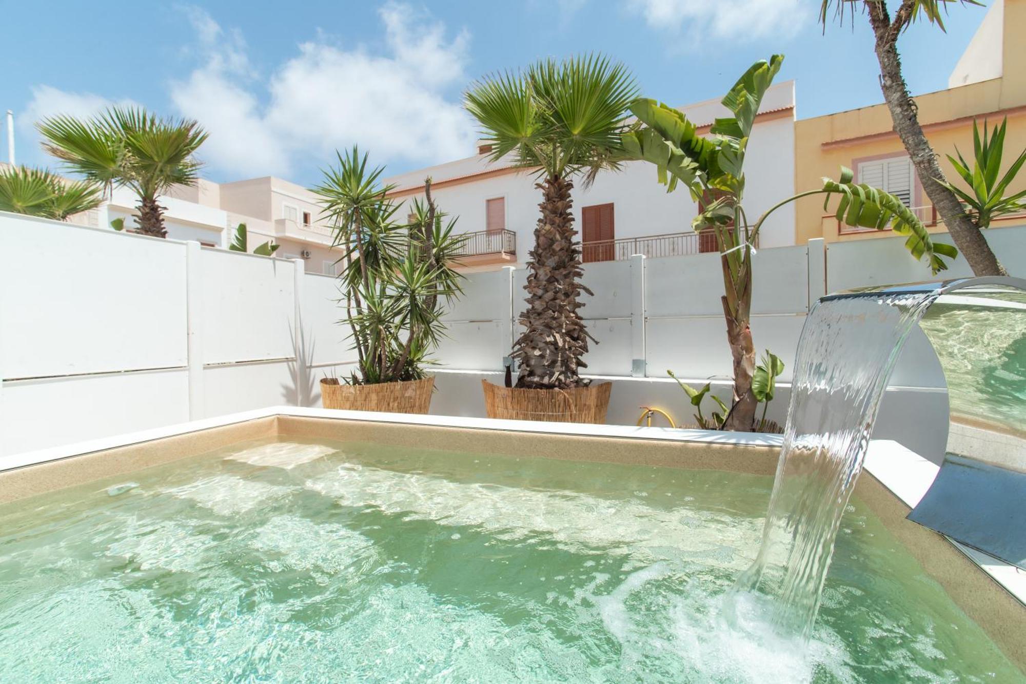 Le Grotte Hotel Lampedusa Exterior foto