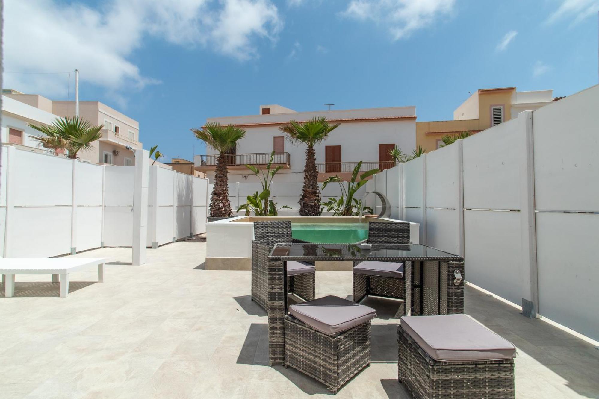 Le Grotte Hotel Lampedusa Exterior foto